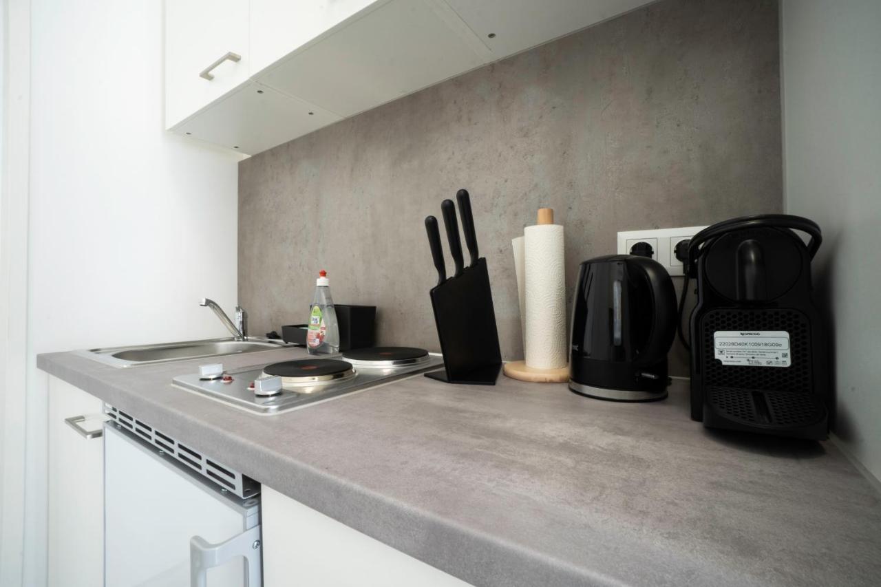 Modern 1-Bedroom Apartment Next To Praterstern Виена Екстериор снимка